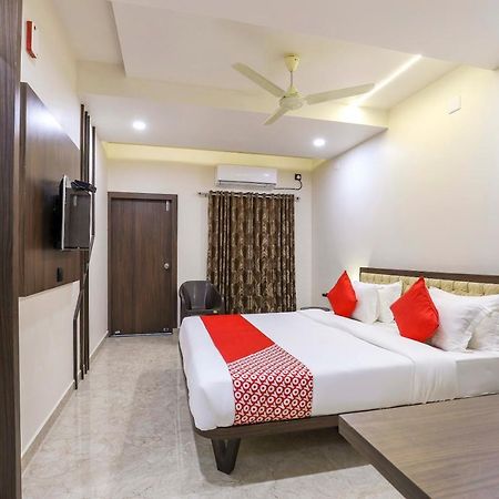 Oyo 47620 Hotel Matangi Motel Delvada Экстерьер фото