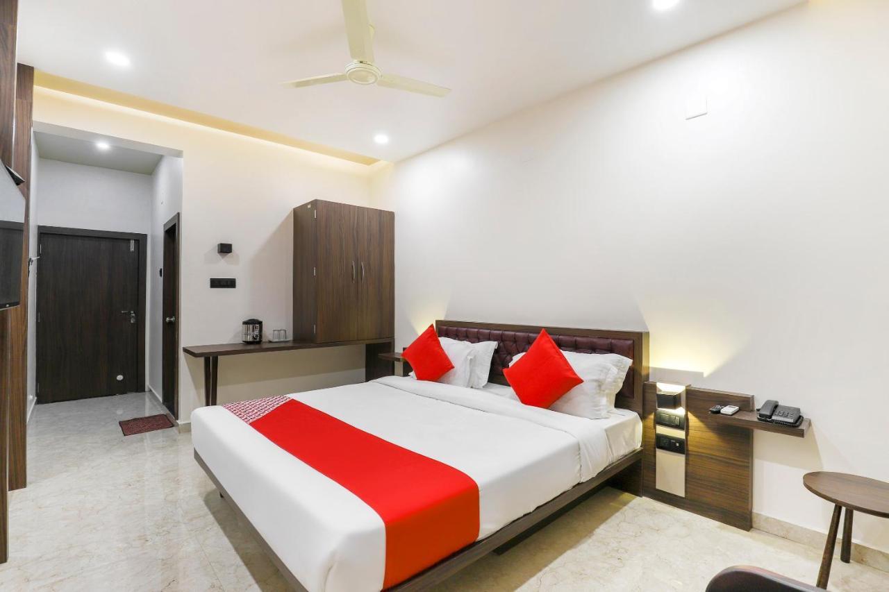 Oyo 47620 Hotel Matangi Motel Delvada Экстерьер фото